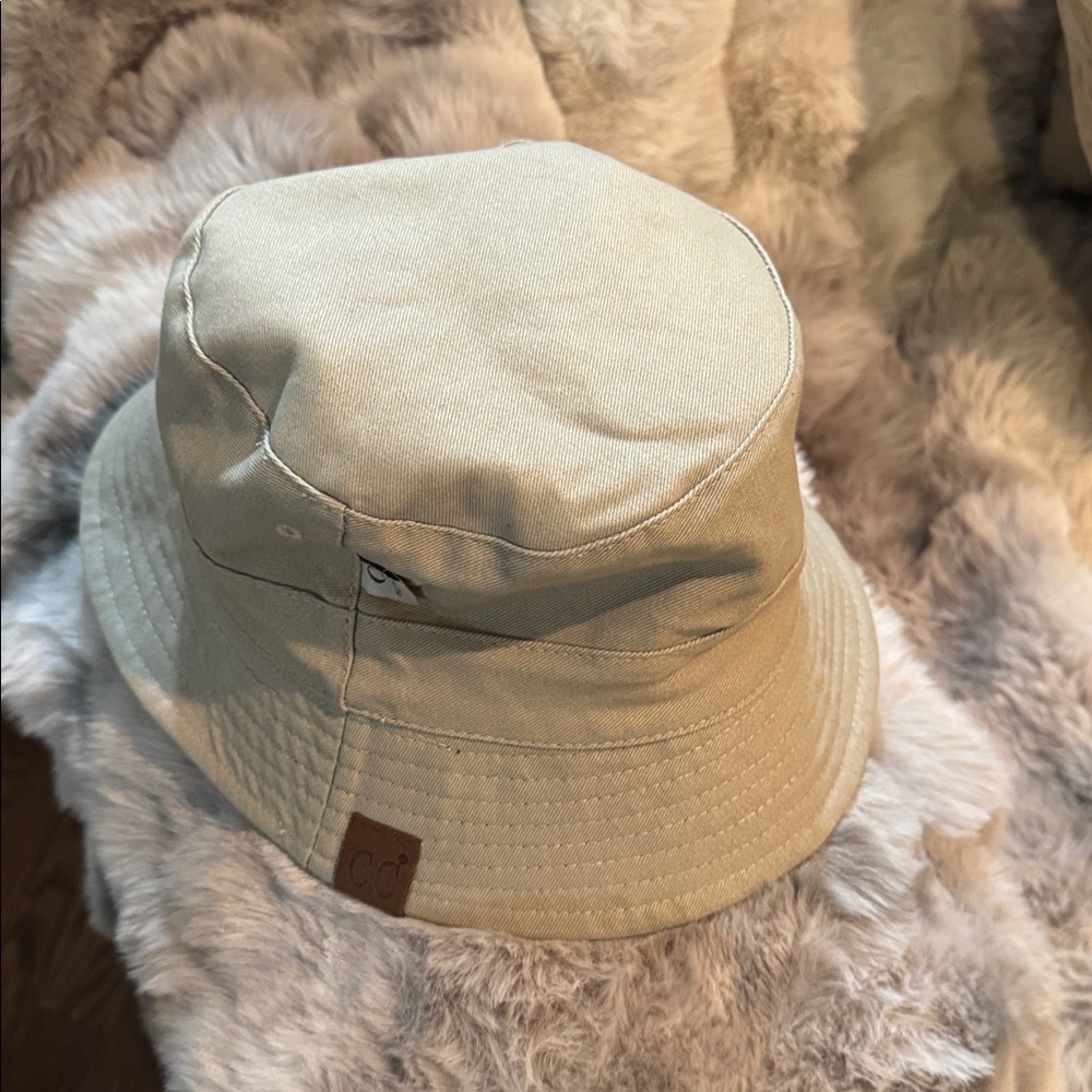 C.C Shiny Leopard Bucket Hat - Black Gray rain cap or reversible tan hat. - Picture 7 of 7